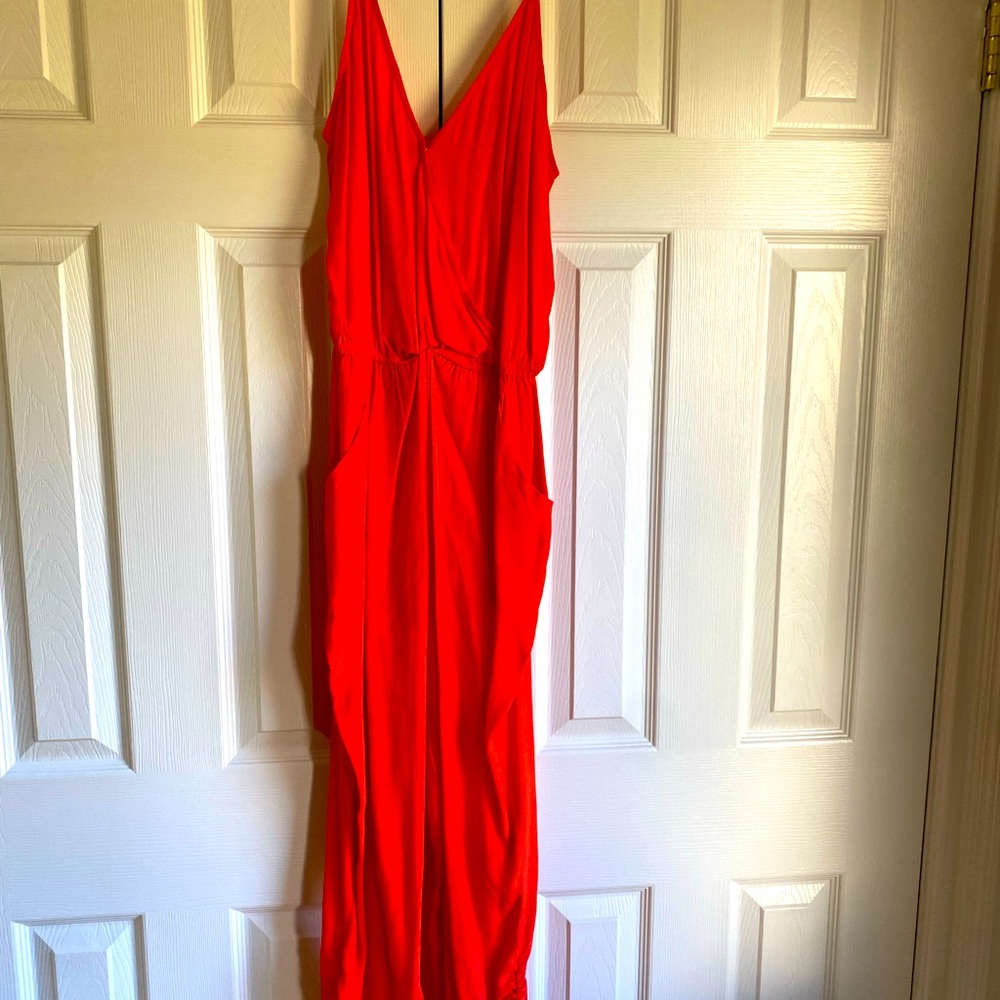 Like new, fun summer jumpsuit!